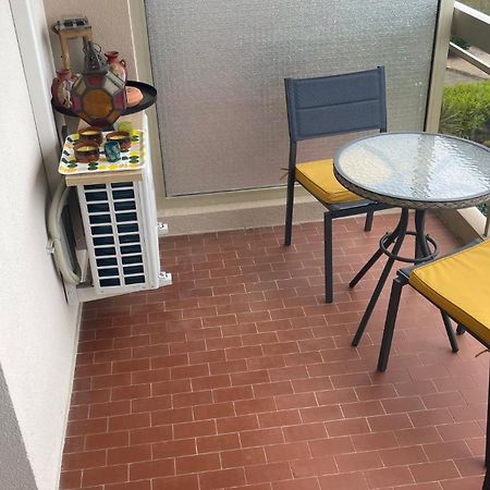 Joli Studio Vue Mer, Piscine, Tennis, Parking Antibes Exterior foto